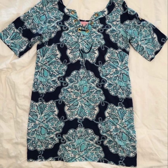 Lilly Pulitzer Dresses & Skirts - Lilly Pulitzer aqua navy shell print dress
